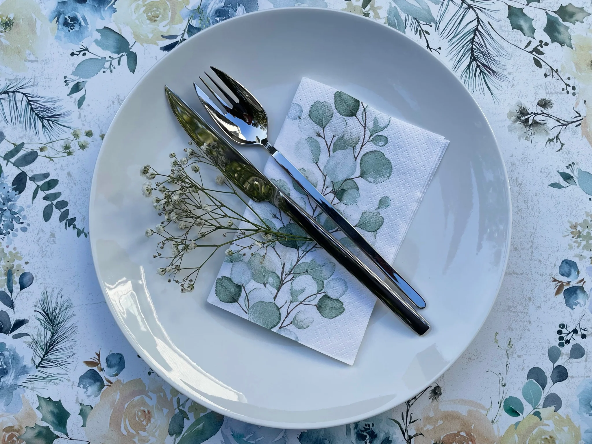 Wreath Tableware - Image 4